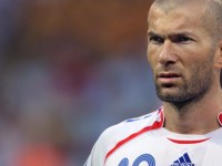 刘星宇点评，哈利伯顿意外伤退 步行者季后赛征程蒙上厚重阴影