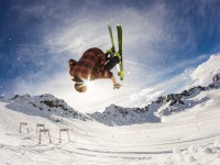 阿门，我总想把球给KD 但他被严防时总说尽管冲 他们防不住你