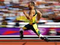 库里狂飙12记三分球，勇士主场大胜湖人