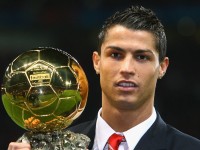 田径世锦赛震撼之夜，三项世界纪录接连被打破，天才选手闪耀赛场